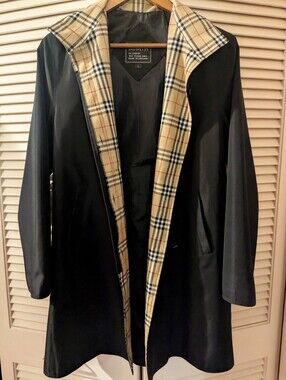 Vintage Burberry Women's Raincoat Trench Burberry's Plaid Check Lining VGUC